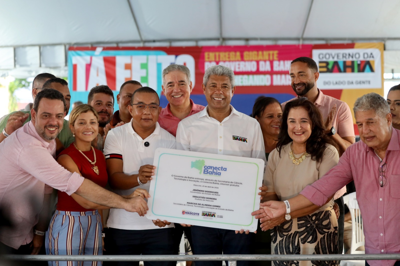 ​Governo do Estado entrega colégio de tempo integral em Mascote com investimento de R$ 13,1 milhões