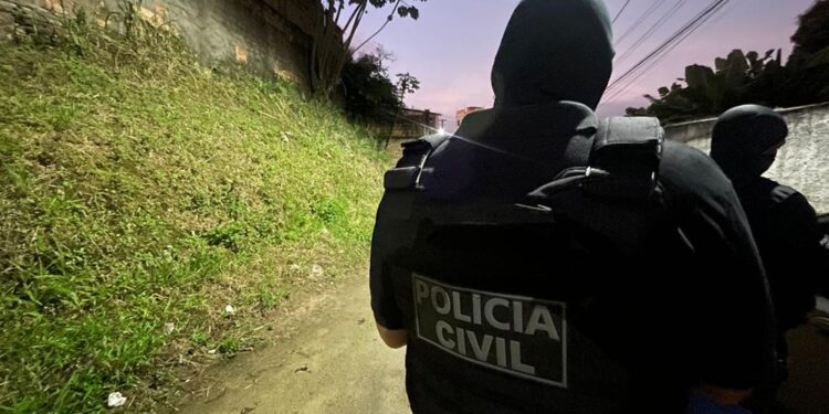 IRAQUARA: Policiais de Iraquara cumprem mandado de prisão contra suspeito de homicídio