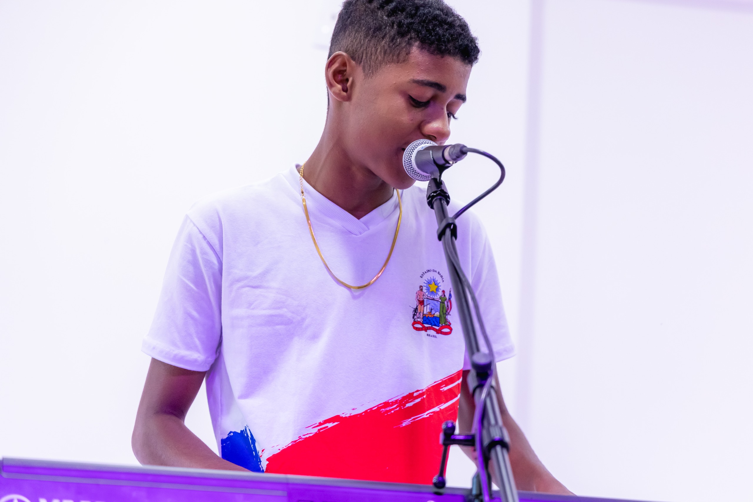 ​Estudante e cantor de Muniz Ferreira que participou de podcast com governador anuncia lançamento do novo clipe “Volta por Seu Nego"