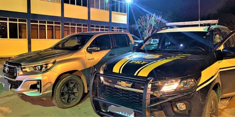 Seabra: Empresário paga R$ 160 mil em Hilux adulterada e acaba detido em Seabra