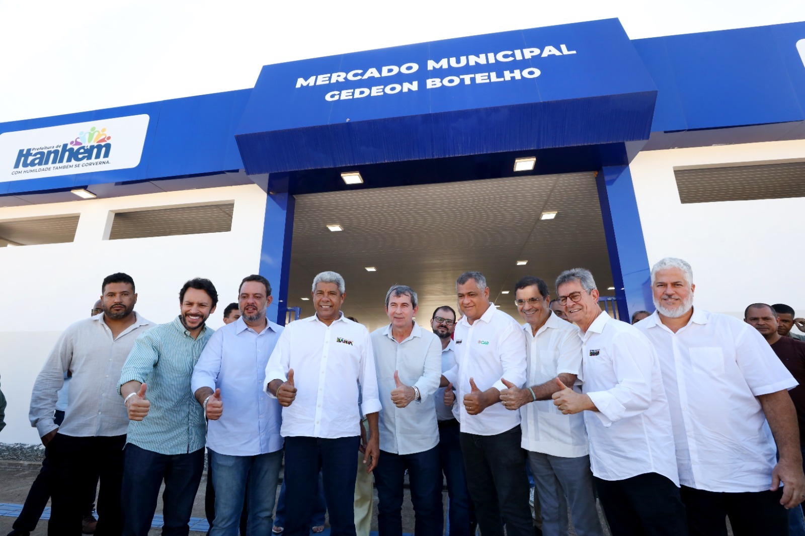 ​Com obras, equipamentos e apoio à produção, Jerônimo Rodrigues abre maratona pelo interior em Itanhém