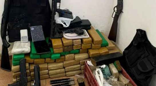 BARRA DA ESTIVA: Polícia Militar intercepta armas, grande carga roubada e drogas, na zona rural