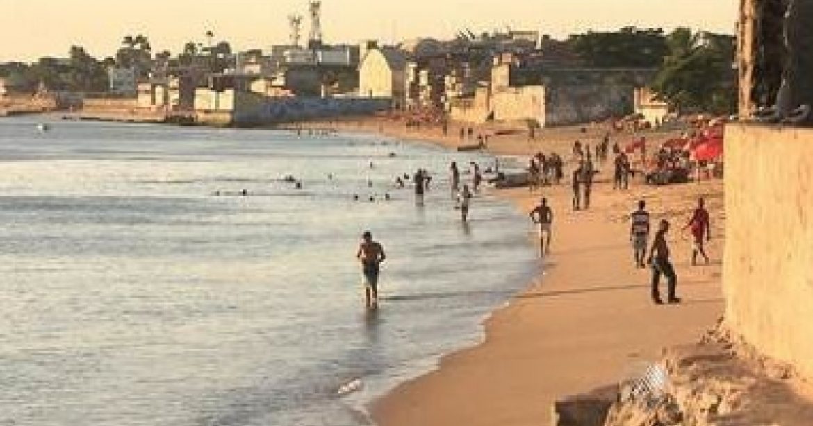 corpo-e-encontrado-na-praia-do-cantagalo-em-salvador 