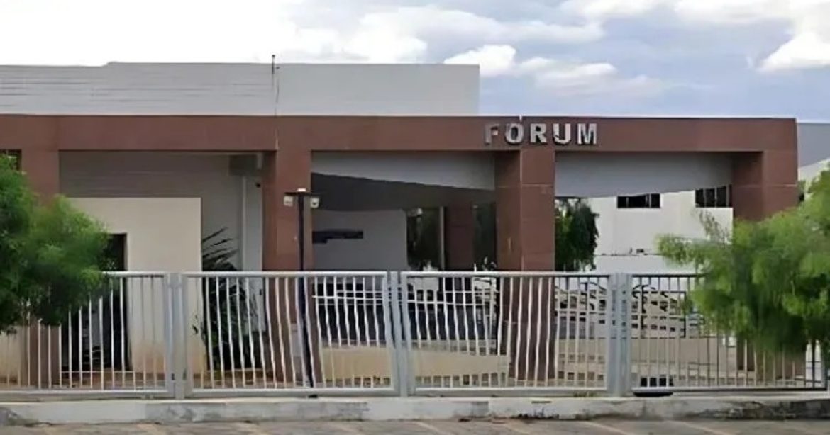 homem-e-condenado-a-mais-de-23-anos-de-prisao-por-homicidio-ocorrido-ha-11-anos-na-bahia