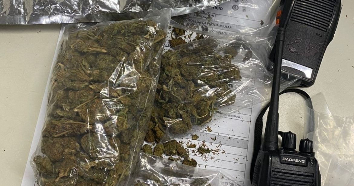 drogas-sao-apreendidas-pela-pm-na-regiao-da-gamboa,-em-salvador