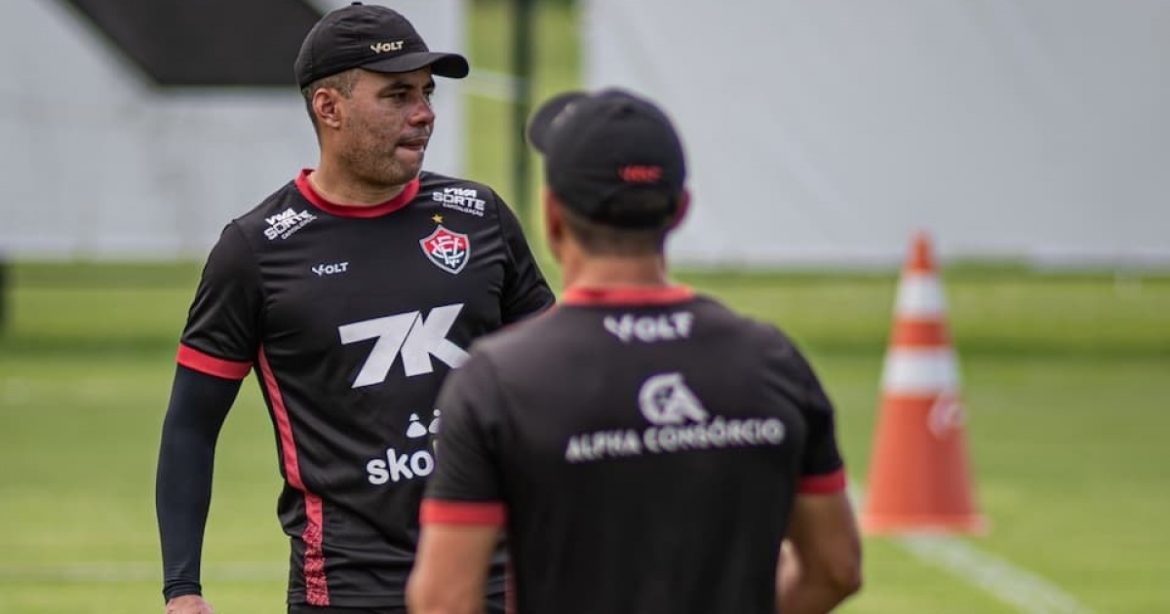 vitoria-se-reapresenta-nesta-sexta-e-mira-segundo-semestre-da-temporada;-saiba-mais