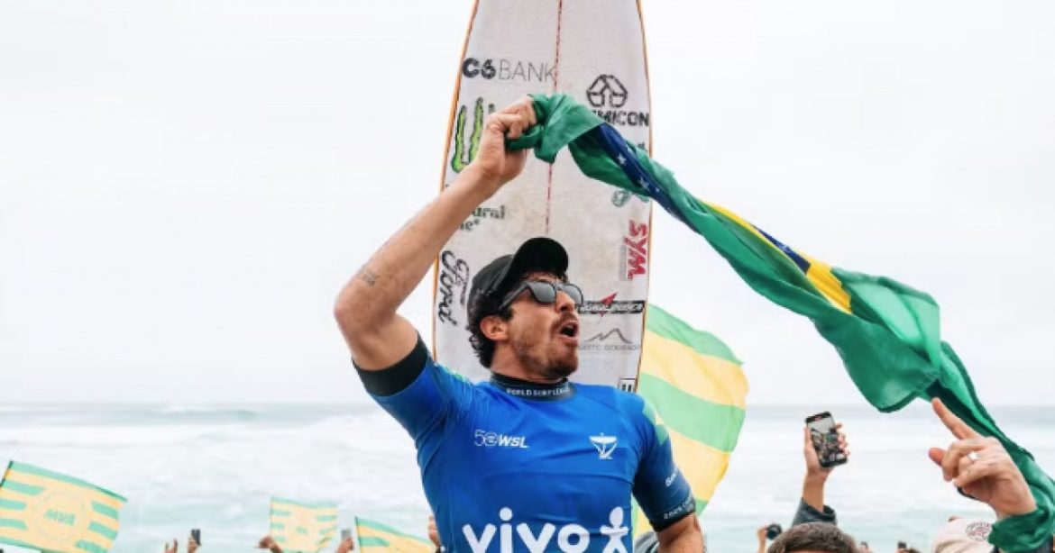yago-dora-conquista-etapa-de-saquarema-da-wsl-e-encosta-na-lideranca-do-ranking
