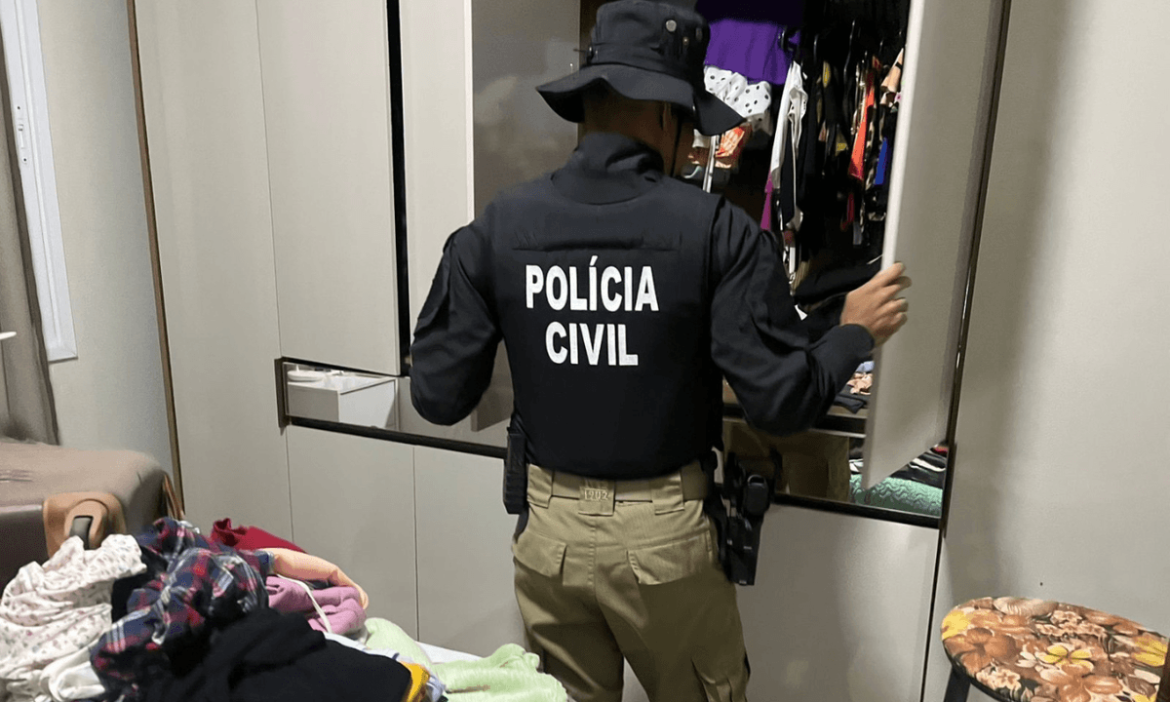 mae-e-padrasto-sao-presos-por-estupro-de-adolescente-de-15-anos