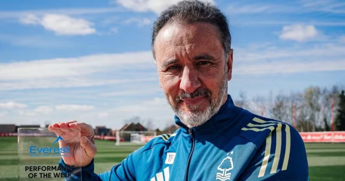 ex-flamengo-e-corinthians,-nottingham-forest-demite-vitor-pereira-por-e-mail