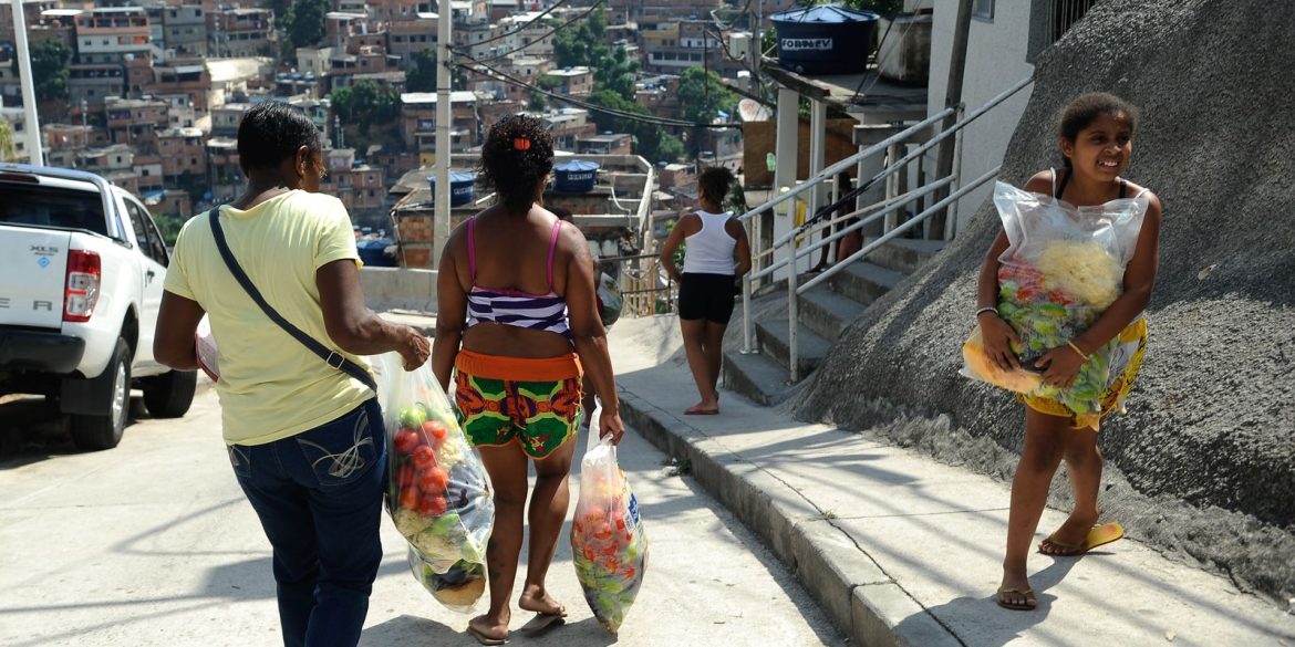 brasil-completa-1-ano-fora-do-mapa-da-fome,-mas-desafios-persistem