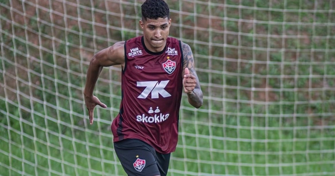 vitoria-encaminha-emprestimo-de-pablo-ao-paysandu