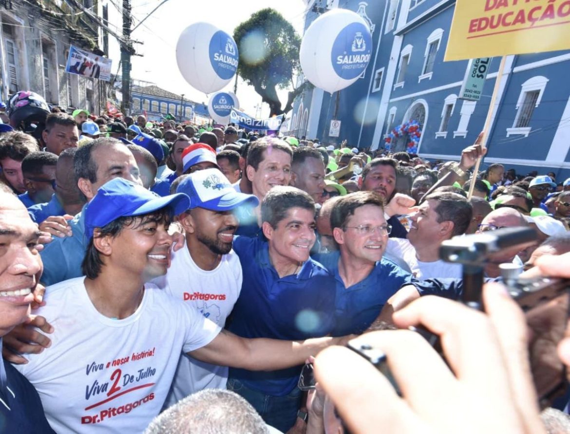 #eleicoes2026:-apos-investidas-do-governo,-prefeito-de-candeias-desfila-ao-lado-de-acm-neto-e-dr.-pitagoras